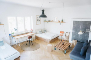 raum life - Vintage Loft - Heimkino Netflix - 2x privat Parkplätze